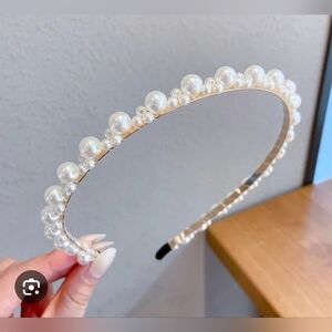Elegant Faux Pearl-Embellished Headband *New*